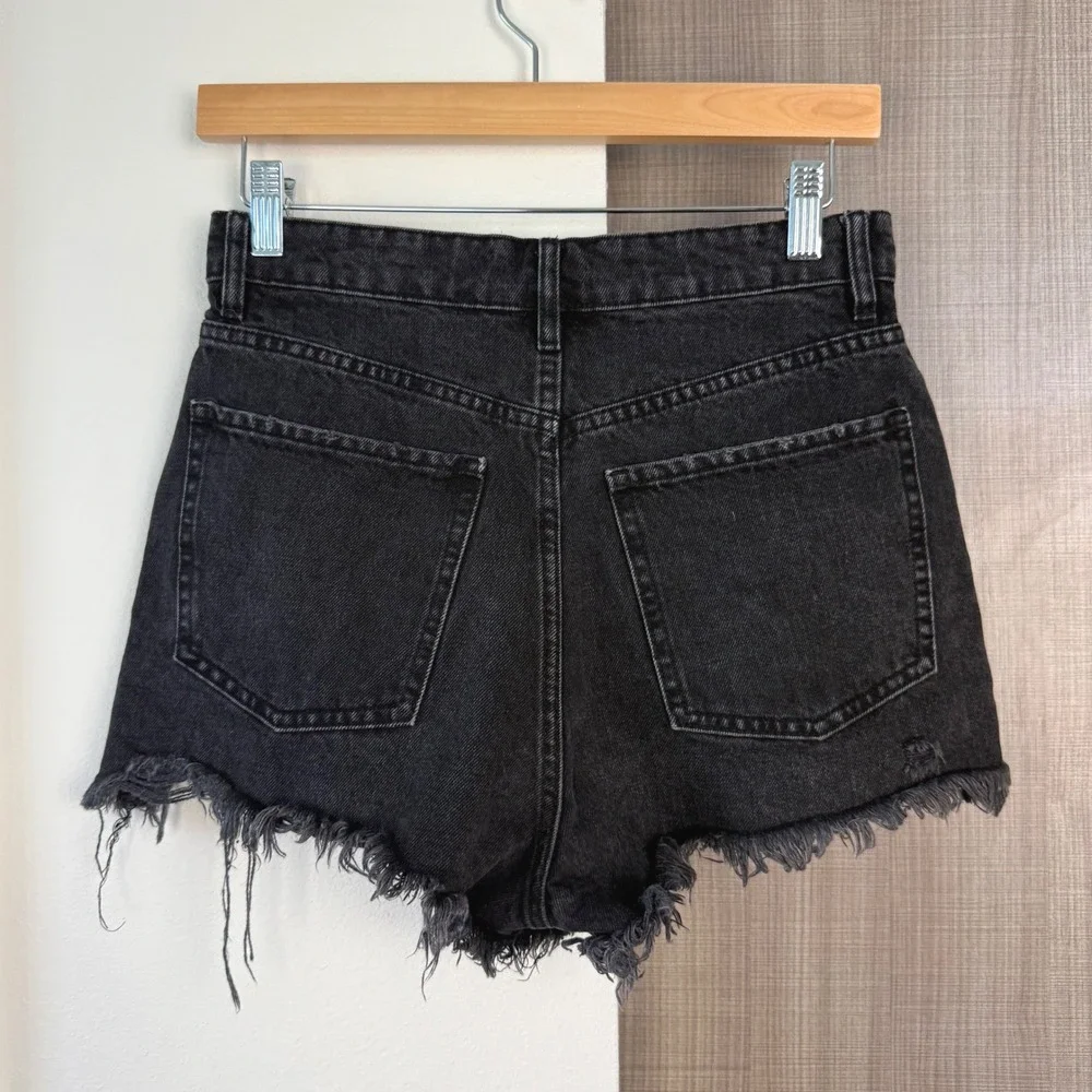 Zara‎ Black High Rise Distressed Denim Shorts 100% Cotton Raw Hem Size 4